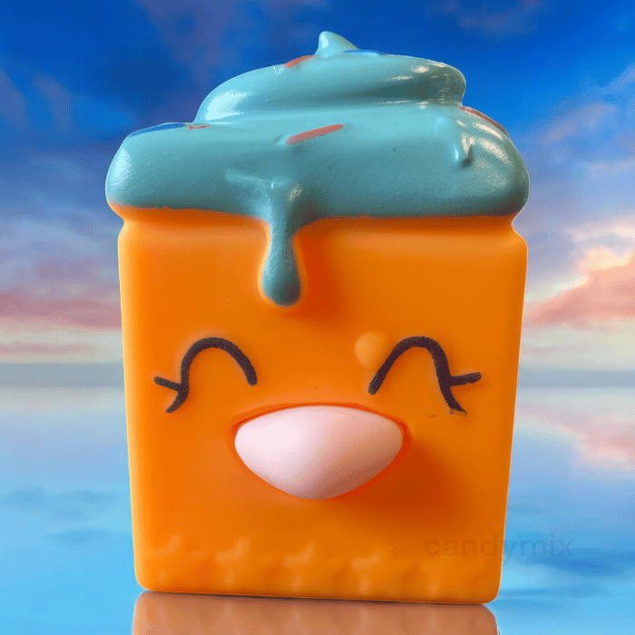 Squishy Cubic Cupcake