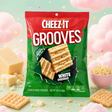 Cheez-It Grooves White Cheddar